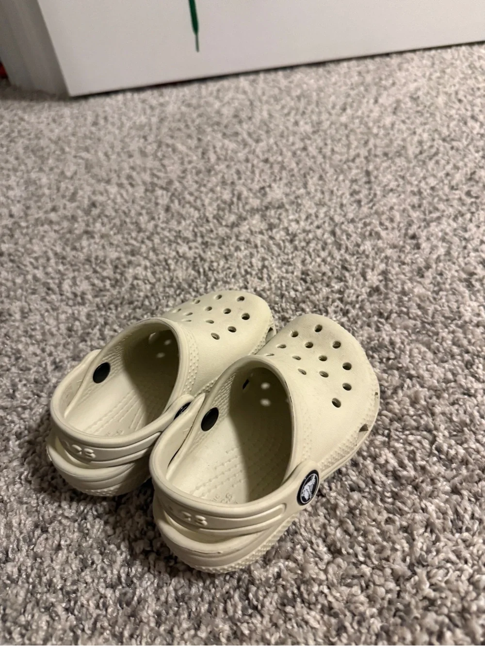 CROCS Kids Classic Clog in Light Cream